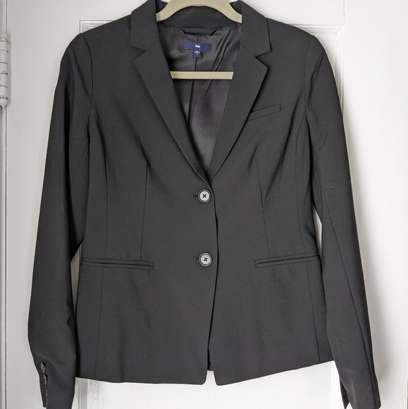 GAP Jackets & Blazers - GAP blazer size 4